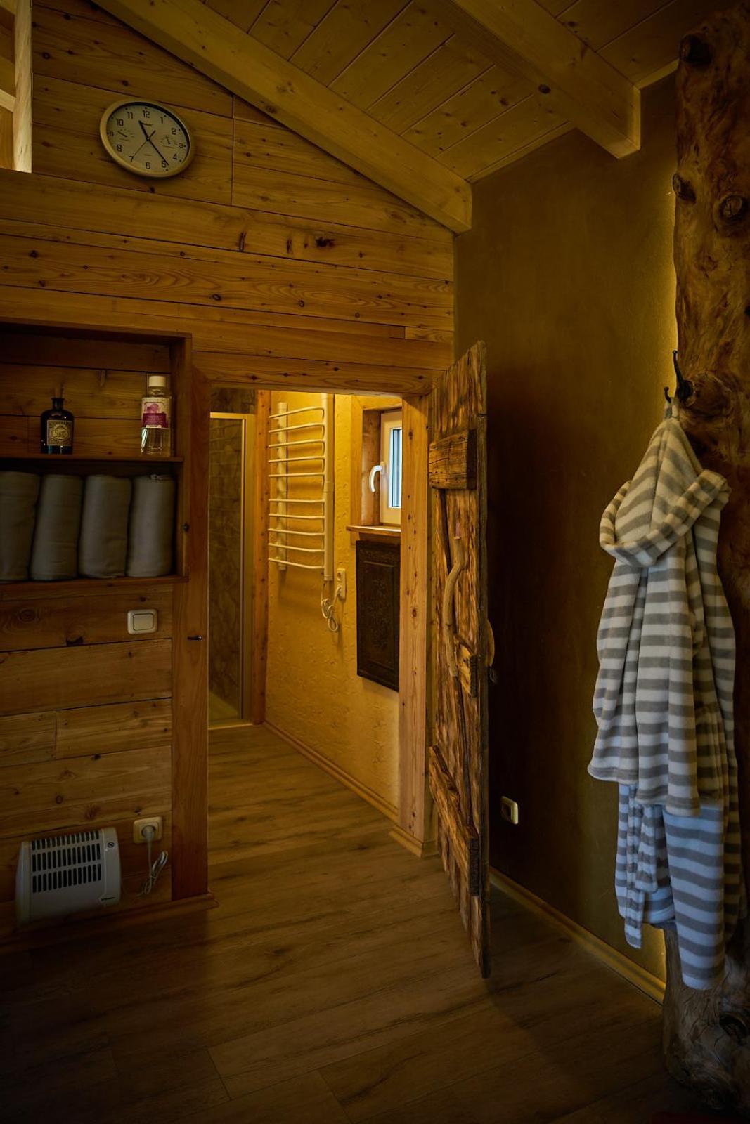 Hotel Olbernhau Mit Sauna - Kleines Landhotel Zur Ofenschenke Bagian luar foto