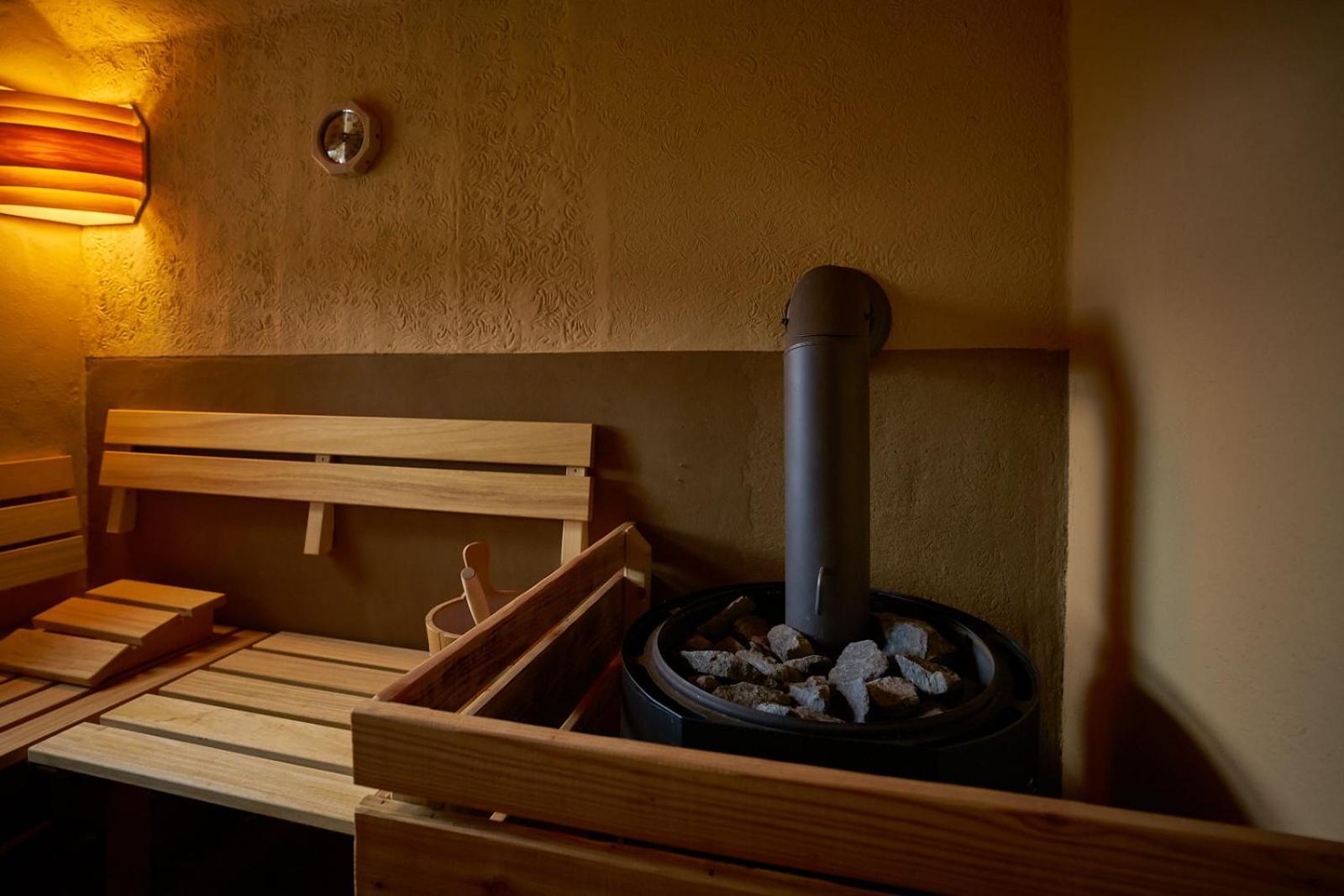 Hotel Olbernhau Mit Sauna - Kleines Landhotel Zur Ofenschenke Bagian luar foto