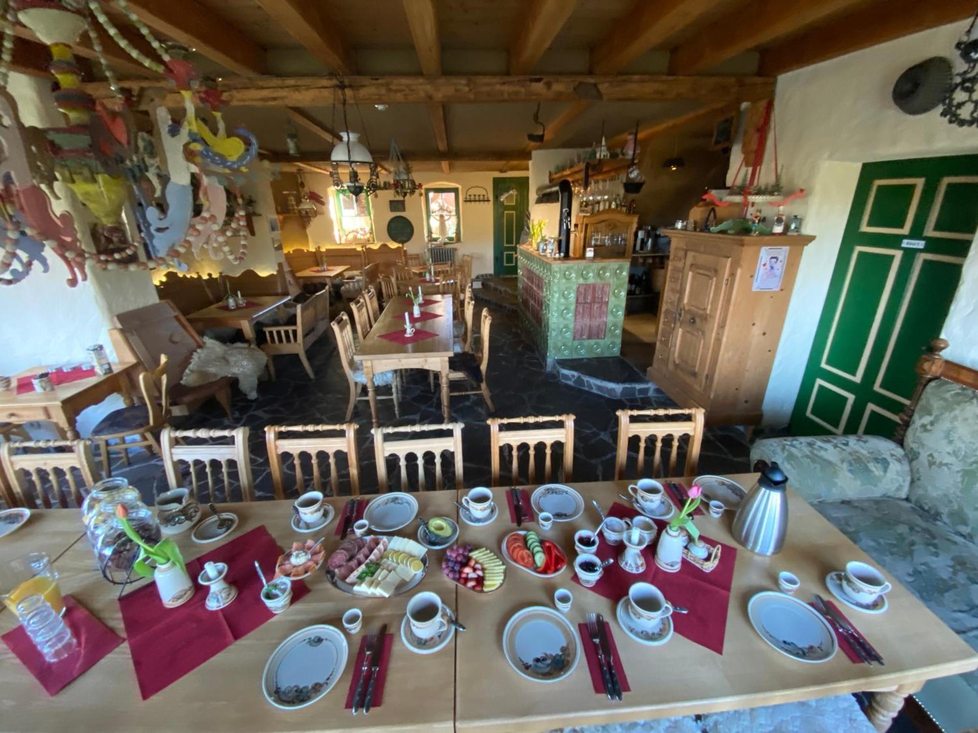 Hotel Olbernhau Mit Sauna - Kleines Landhotel Zur Ofenschenke Ruang foto