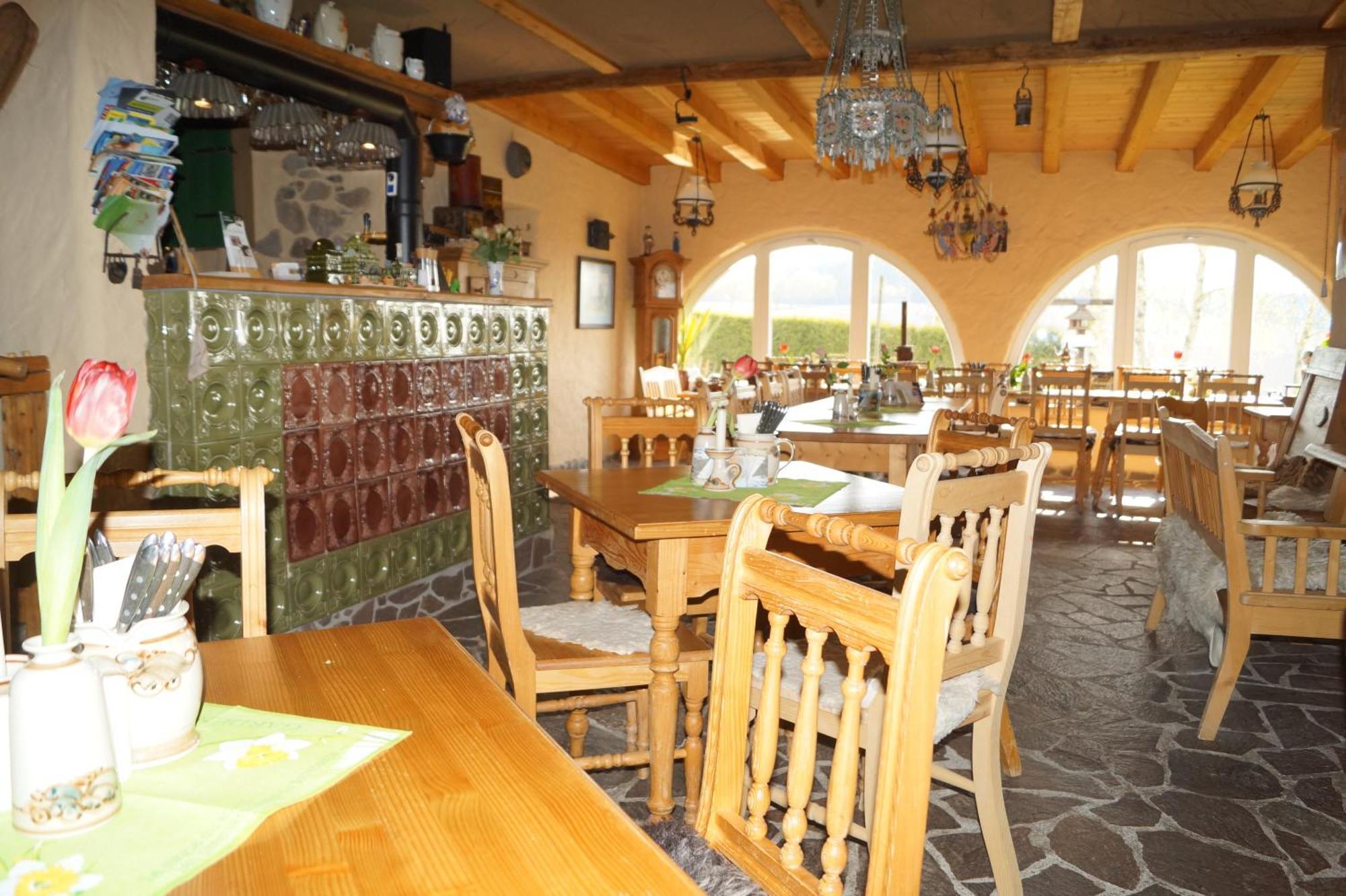 Hotel Olbernhau Mit Sauna - Kleines Landhotel Zur Ofenschenke Ruang foto